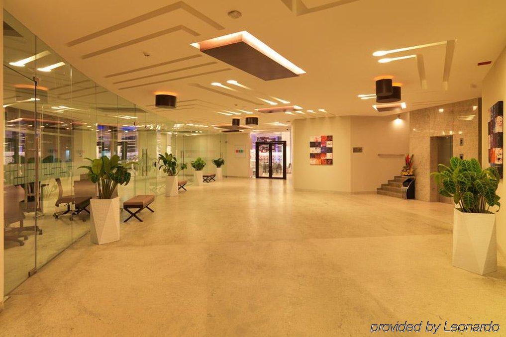 24 Tech Hotel Bangalore Eksteriør bilde